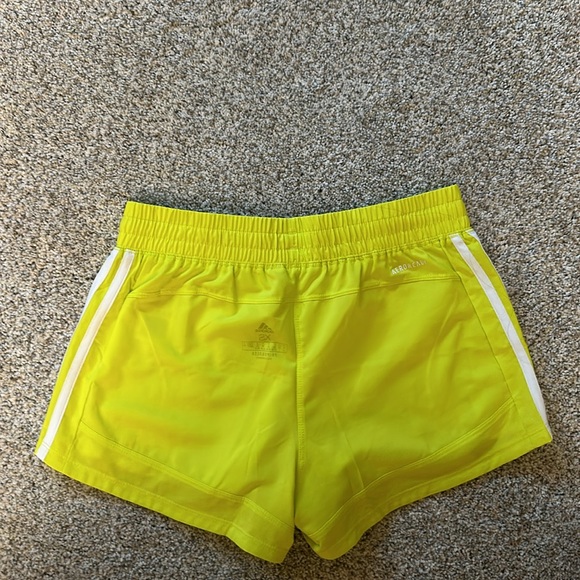 Adidas Women’s Running Shorts XS highlighter yellow - Picture 2 of 2